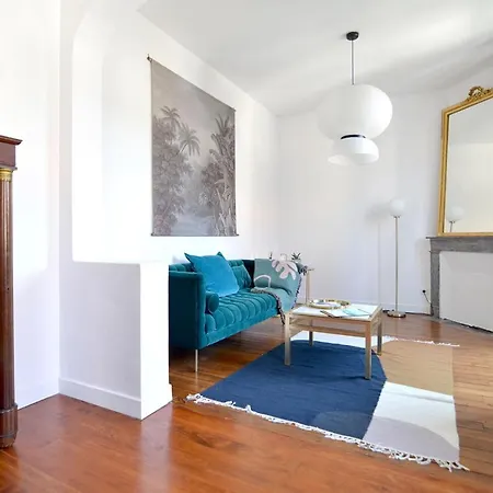 Gambetta Stylish 2 Bedrooms - Between Beach & Fresh Market Apartment *